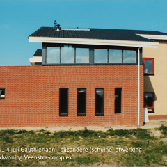 2001-07-04-Gauthierlaan-bijzondere-schuine-afwerking-eindwoning-complex-Veenstra